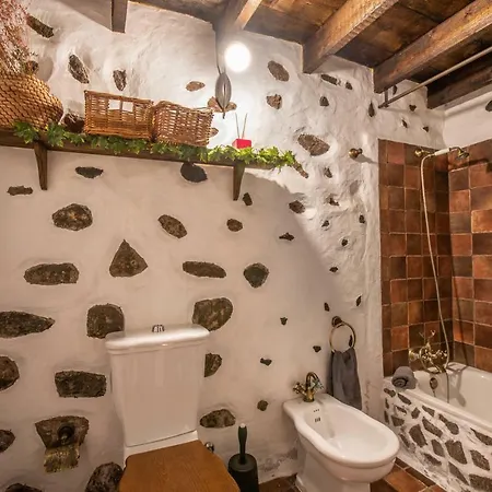 Casa El Herrero En Parque Rural Protegido 別荘